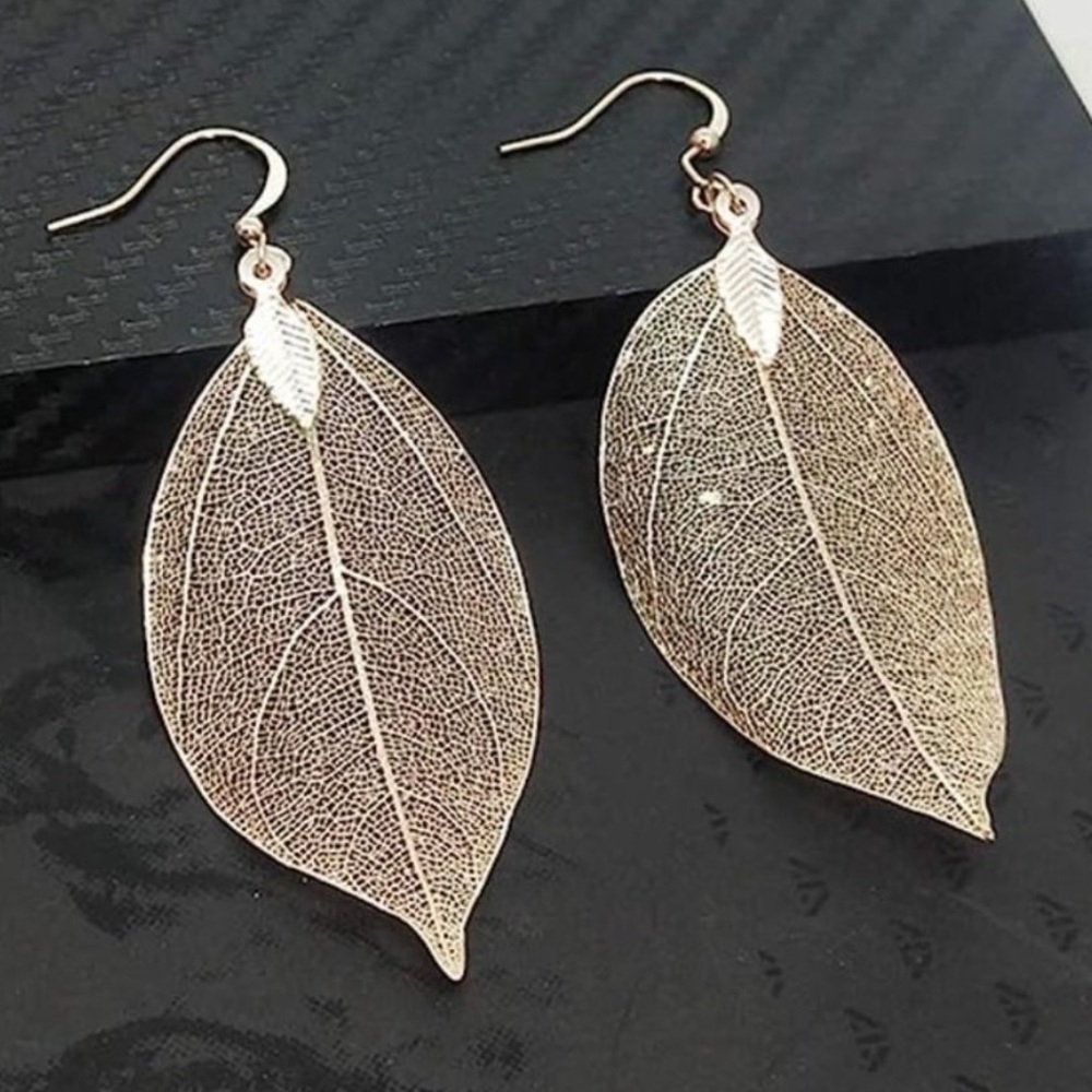 Leaf Pendant Dangle Earrings - image 5